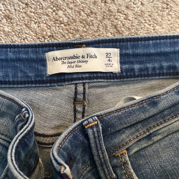 Abercrombie jeans haul! - Picture 3 of 7